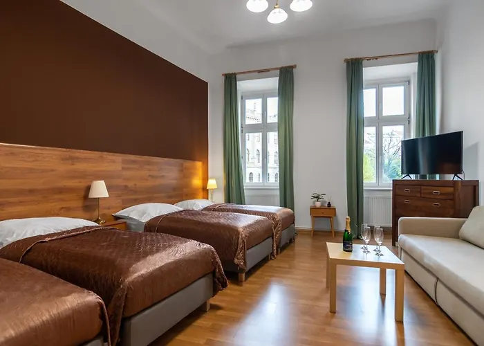 Hotel Museum 3*